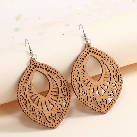 NEW Natural Wooden Boho Drop Earrings - Picture 1 of 3